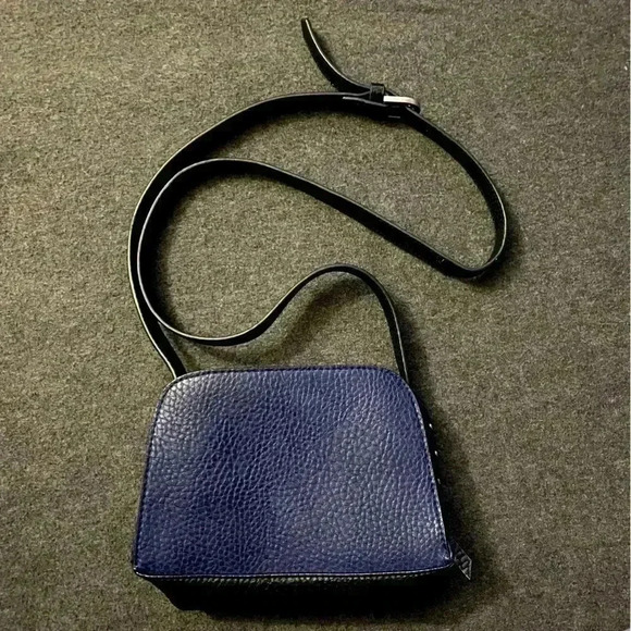 Free People Blue‎ Black Colorblock Pleather Crossbody Purse strap detachable - Picture 1 of 14